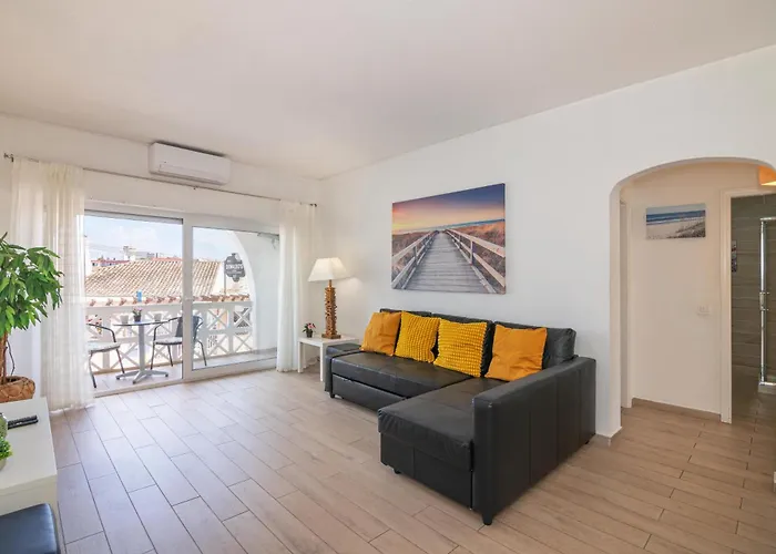 Beti Oura Village Apartment *