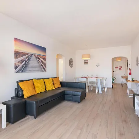 Beti Oura Village Апартаменты